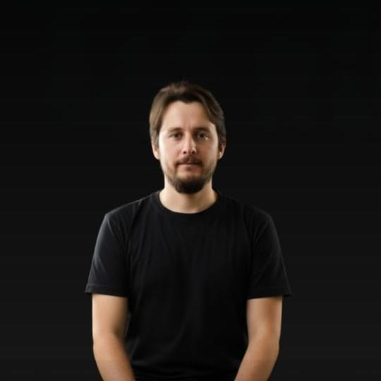 Retrato de Ander Rossatto, consultor em cripto